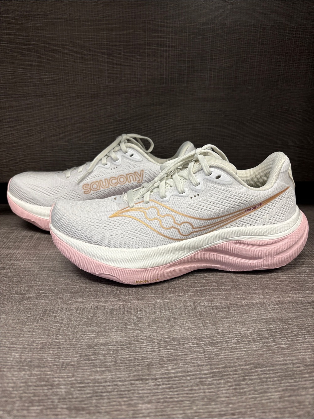 Women's Saucony Ride 19 Running & Training Shoes (White/Silk) - Size 8